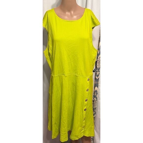 NEW WITH TAGS NEW YORK AND COMPANY XXL Button-Detail Flare Dress - City Knits GR - Picture 1 of 6